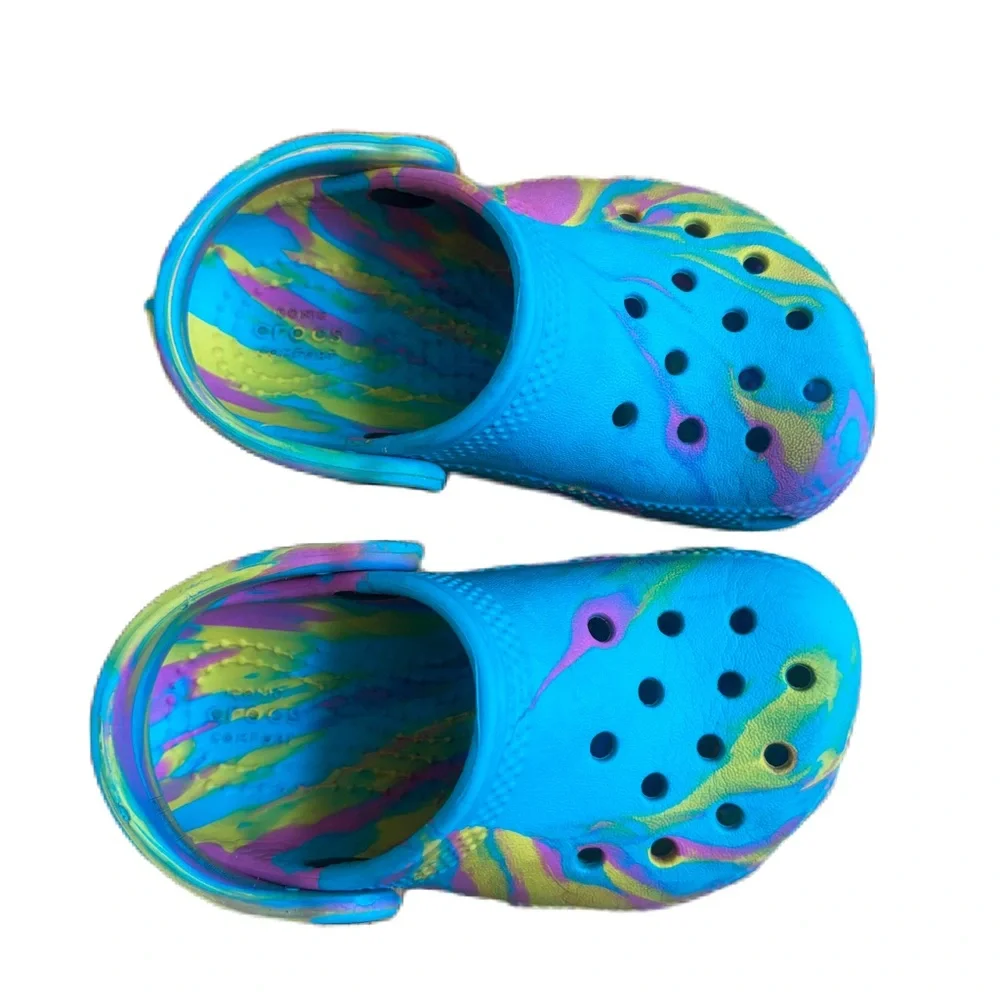 Crocs Toddler C7‎ Size 7 Vibrant Kids Classic Clogs Water Shoes Blue Yellow Pink